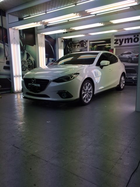 有了小三(MAZDA3)...(更新:背棄小三)