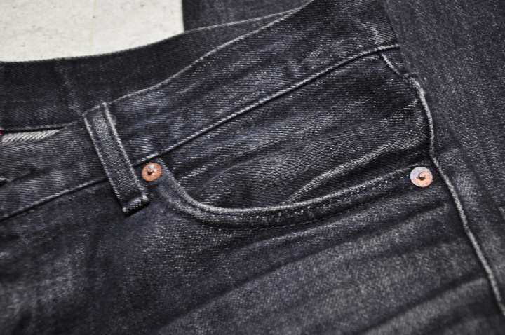 UNIQLO S002 3年退色!