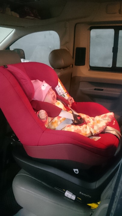 【開箱】Maxi-Cosi 歐盟R129 I-SIZE認證 New 2WayFamily (2WayFix + 2WayPearl + Pebble Plus) 不專業開箱