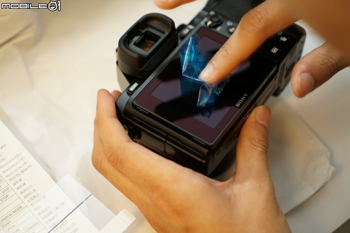 分享~A7/A7R/A7S 玻璃保護貼