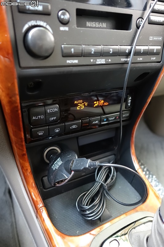 SENTRA 180行車紀錄器電源改裝(中央後視鏡引電DIY) - Nissan - 汽車討論區 - Mobile01 SENTRA 180行車紀錄器電源改裝(中央後視鏡引電DIY) - Nissan - 汽車討論區 - Mobile01