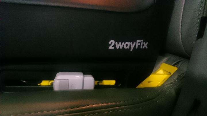 【開箱】Maxi-Cosi 歐盟R129 I-SIZE認證 New 2WayFamily (2WayFix + 2WayPearl + Pebble Plus) 不專業開箱