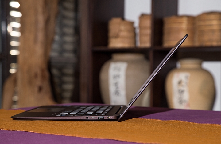 華碩 ZenBook UX305 ,讓我再次心動的Ultrabook (文章完整介紹