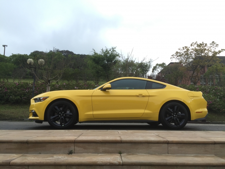 50年的經典傳奇. 2015 野馬 Mustang 簡易開箱分享