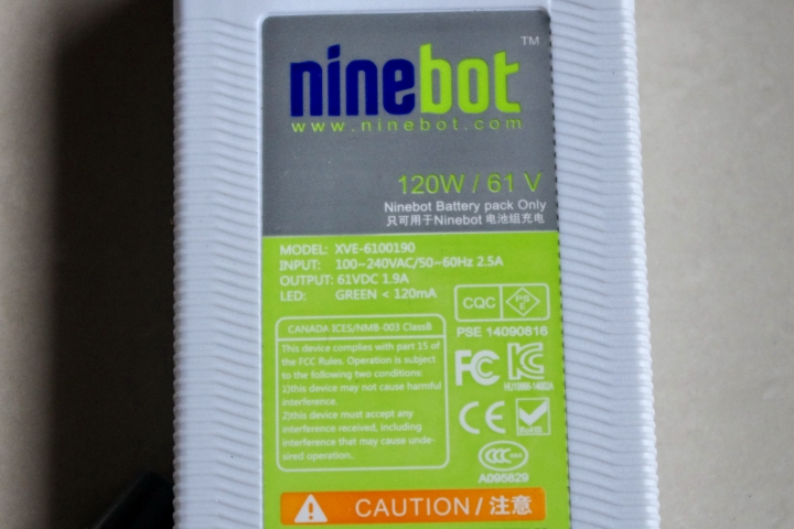 美型 Ninebot one 電動獨輪車,開箱文~~