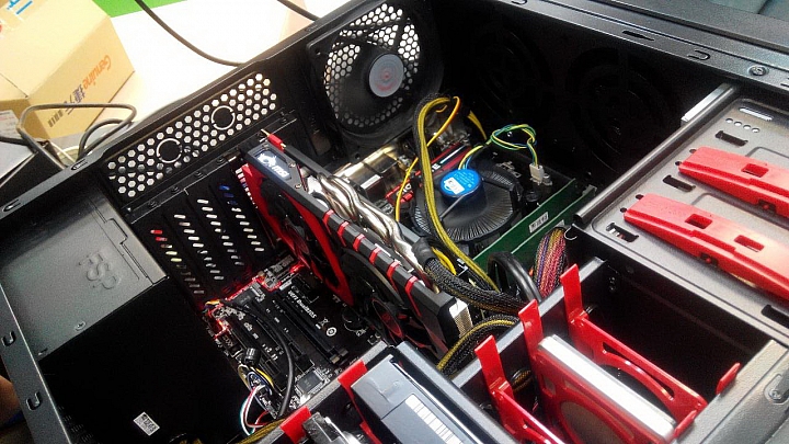 Msi 微星 GTX 960 GAMING 4G 簡易開箱