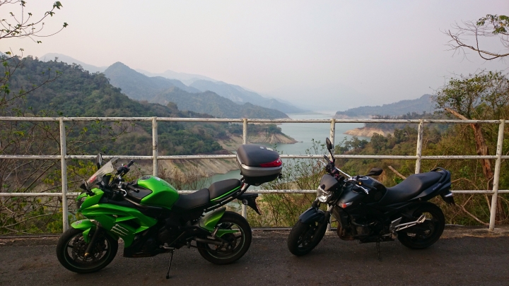 肥吱吱與綠胖胖之來去台南住一晚(重機露營)(三月重機小旅行)