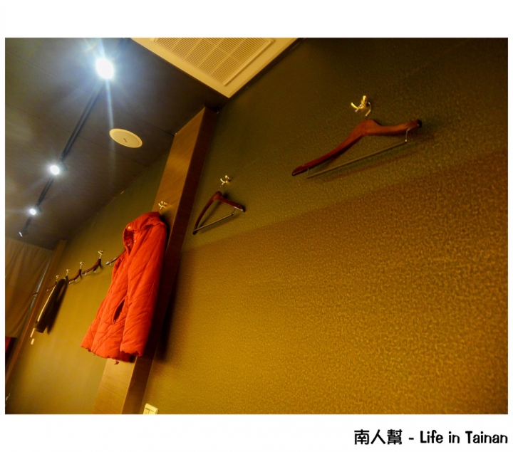 【台南市中西區-美食】全店個室自由席 # 海豊亭丼の專門店 #