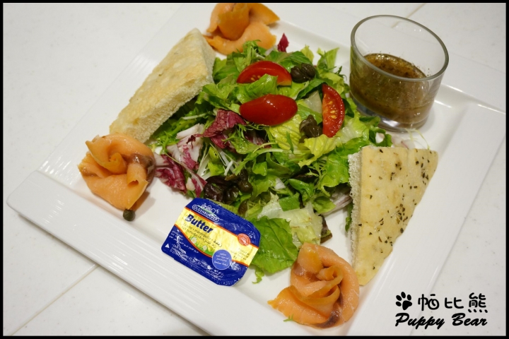 【食記】捷運市政府 No.5 Café ~ 女孩下午茶首選~超美味藍帶鬆餅 ♥