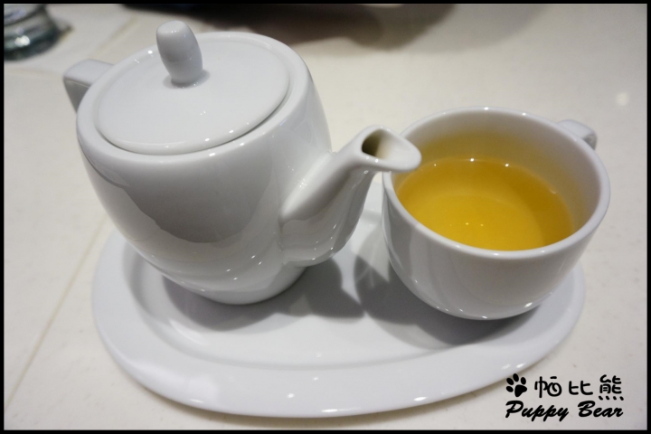 【食記】捷運市政府 No.5 Café ~ 女孩下午茶首選~超美味藍帶鬆餅 ♥