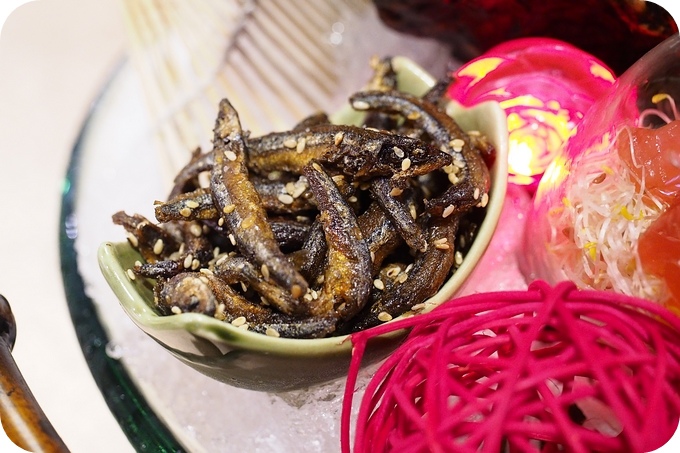 【宜蘭無菜單料理推薦】CP 值爆表,超級大滿足!!!! 鐵皮屋裡的五星創意美味