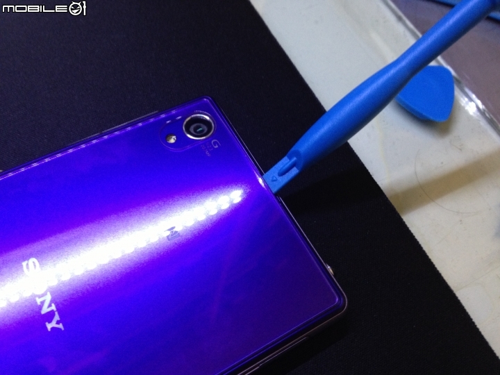自己DIY更換 SONY Z1 電池 (圖多)