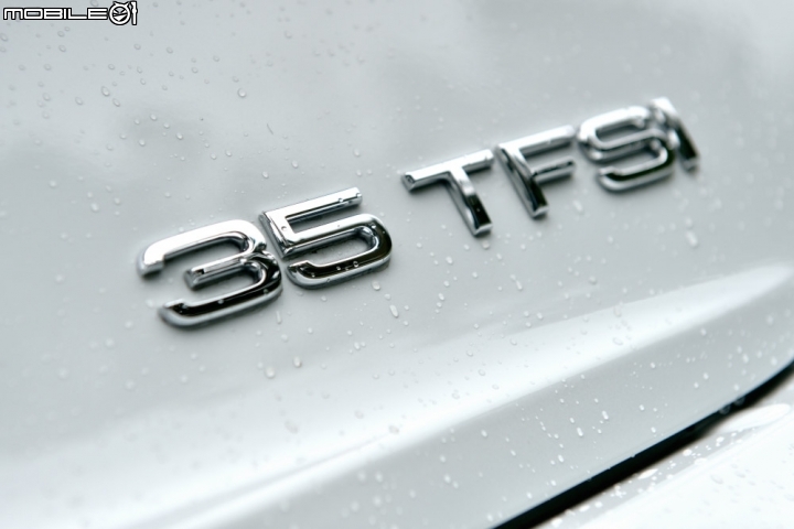 妝點跑格樣貌 Audi A4 35 TFSI S line edition