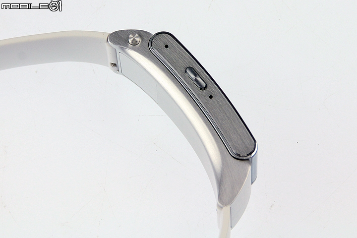 智慧手環/藍牙耳機兩用 HUAWEI TalkBand B2 開箱測試