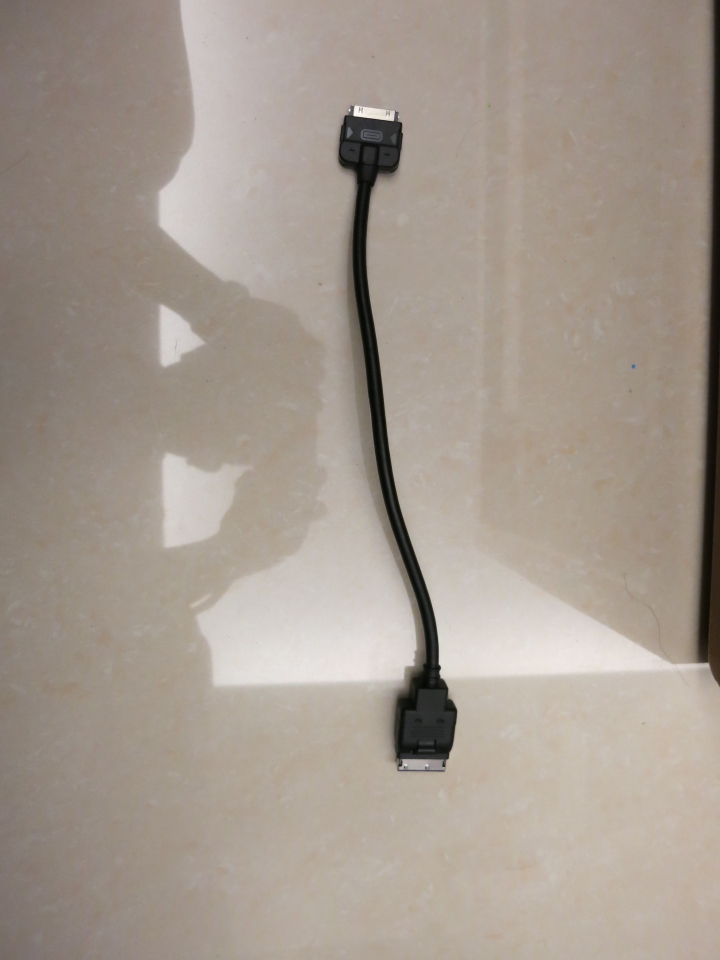 賓士專用 iPhone6 音源傳輸線(AUX In)