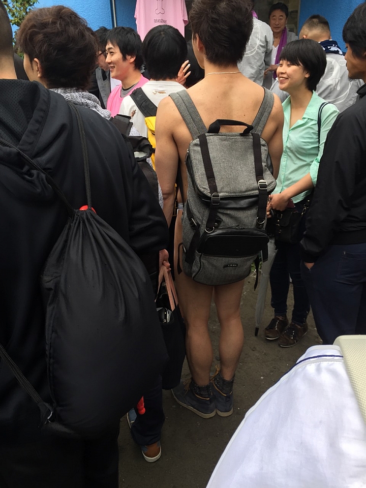 大屌神社(誤) かなまら祭り全日本壓馬路(株)