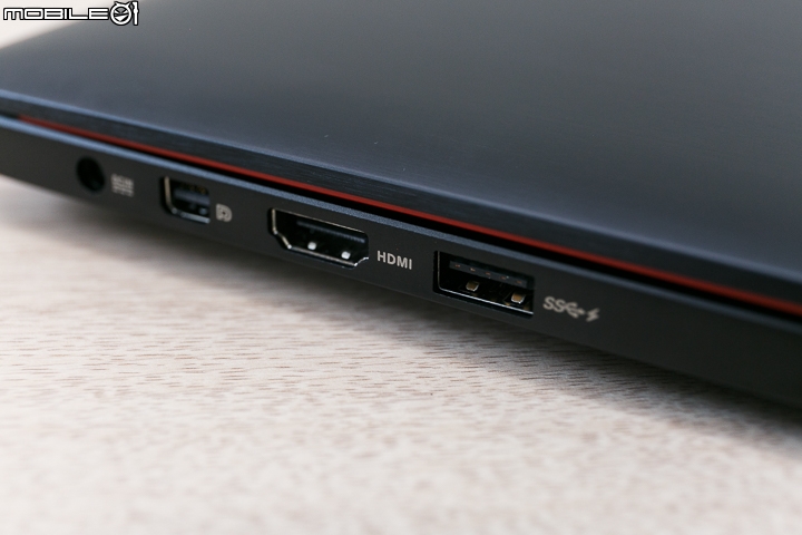 ASUS ROG G501J 薄型電競生力軍