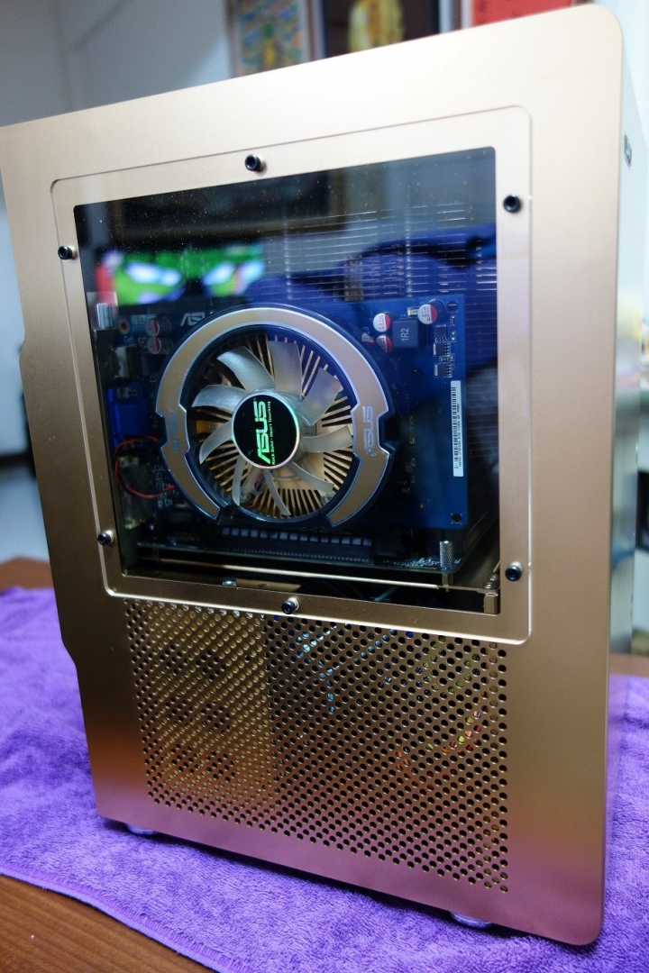 PC-Q33- 4790K + HR-22 裝機分享(含簡單燒機測試)