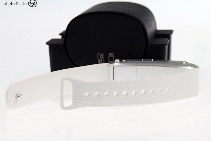 智慧手環/藍牙耳機兩用 HUAWEI TalkBand B2 開箱測試