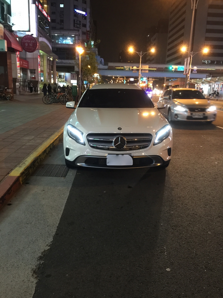 GLA 200 開箱