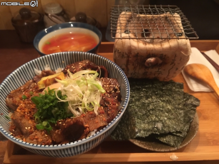 燒肉丼 vs 牛丼
