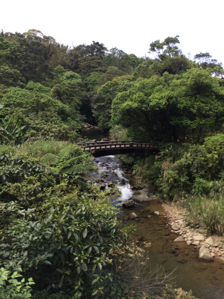 探巡山與溪流的美景...小折3度探訪 東湖-宜蘭大溪漁港 2015.03.30