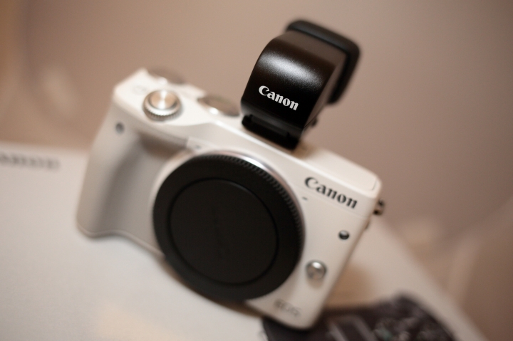 Canon EOS M3 白色超簡易開箱~~