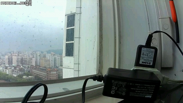 照顧高齡長者的好幫手SecuFirst WP- G01S旋轉HD無線網路攝影機