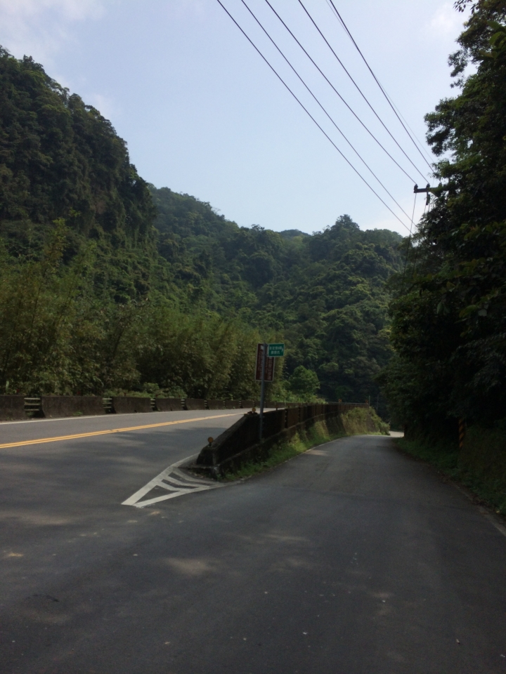 探巡山與溪流的美景...小折3度探訪 東湖-宜蘭大溪漁港 2015.03.30