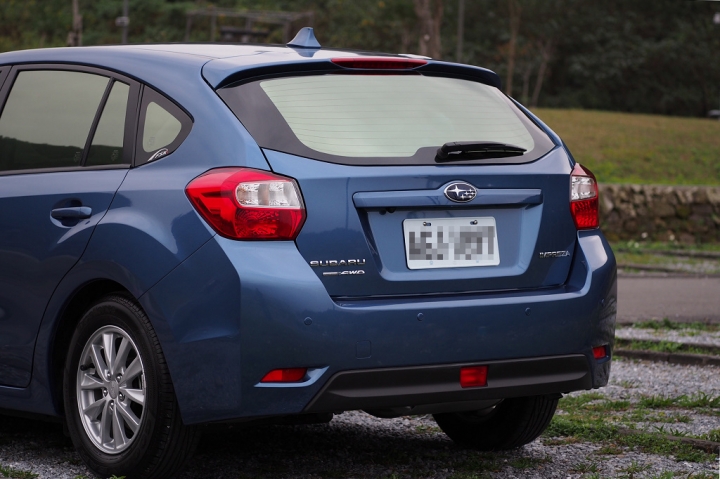 安全幸福鯊,Impreza 1.6i分享