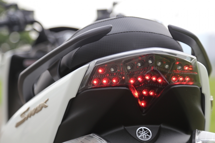 YAMAHA SMAX 155 水冷跑旅 2015 小改款雅緻白分享