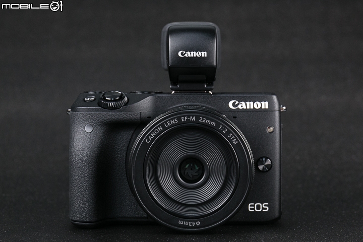 功能全面進化 支援翻轉自拍‧Canon EOS M3