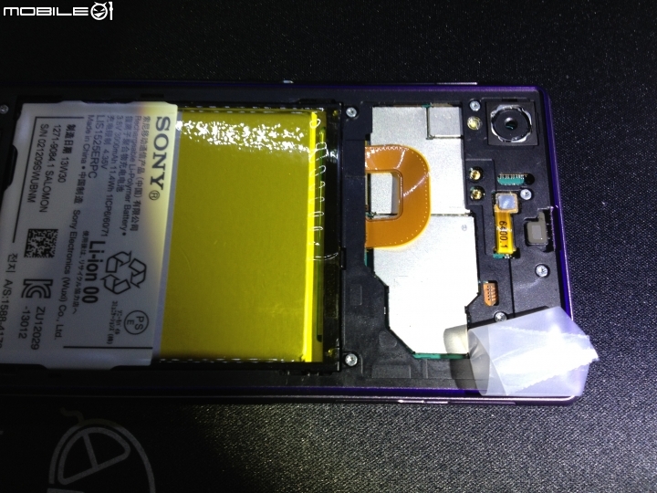自己DIY更換 SONY Z1 電池 (圖多)
