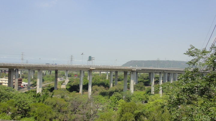 2015-04-03誤入歧途(上集)之大肚山意外發現「大楊油庫」與20多年曾走過的捷徑