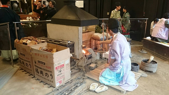 大屌神社(誤) かなまら祭り全日本壓馬路(株)