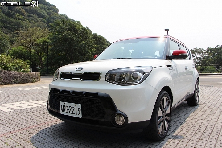 KIA潮勢力-試駕體驗活動【跨界潮休旅Soul】試駕心得,潮到連小瓢蟲都來朝聖啦XD