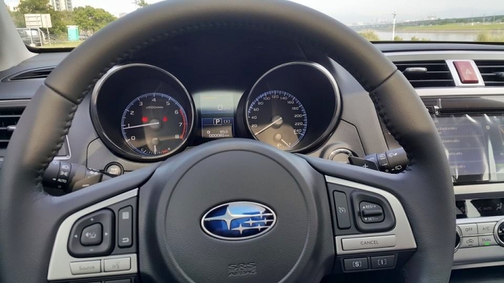 15 SUBARU OUTBACK 2.5i-S 極品灰 開箱(有菜單)(8-22更新)