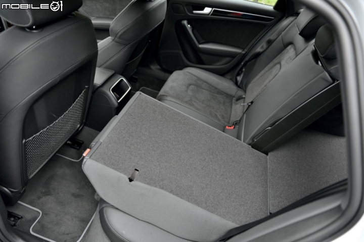 妝點跑格樣貌 Audi A4 35 TFSI S line edition