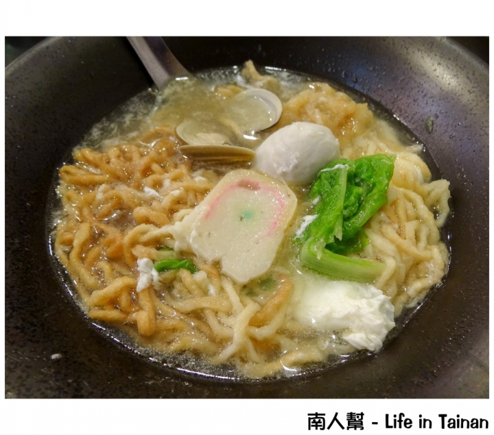 【台南市南區-美食】鍋燒只要35元 #名信木瓜牛奶專賣店(鍋燒.果汁.冰品.吐司)#