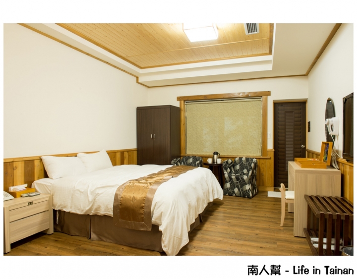 【南投縣仁愛鄉(清境) - 住宿】 清境避暑 # 龍莊日式會館 #(山景.窯烤.晚餐)