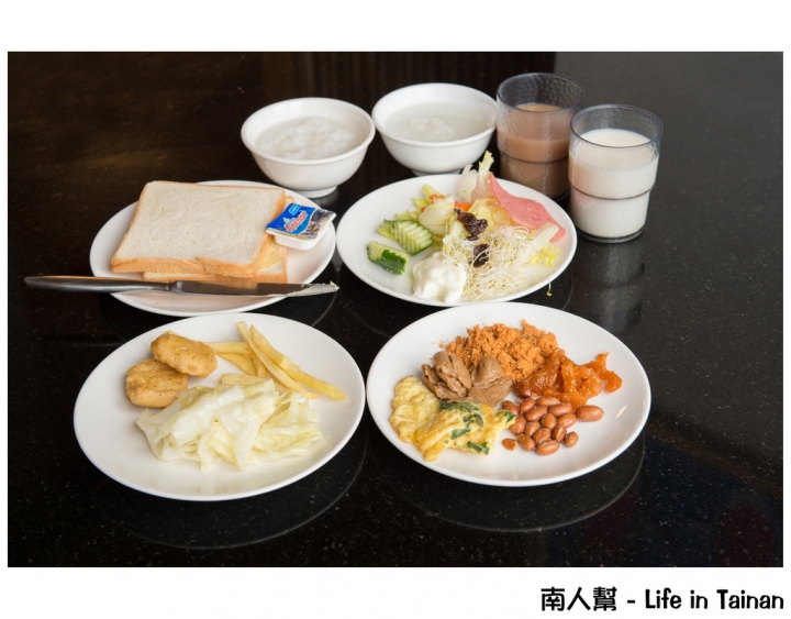 【南投縣仁愛鄉(清境) - 住宿】 清境避暑 # 龍莊日式會館 #(山景.窯烤.晚餐)
