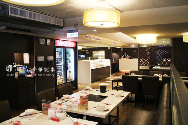 台北~滿堂紅頂級麻辣鴛鴦火鍋吃到飽 復興店
