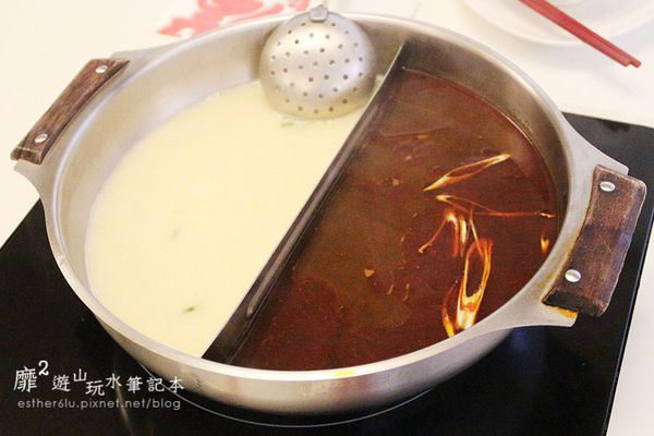 台北~滿堂紅頂級麻辣鴛鴦火鍋吃到飽 復興店
