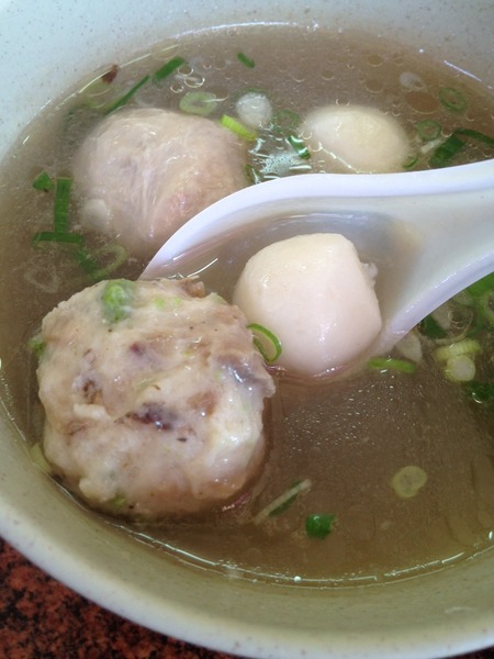 孔廟南投意麵-Q彈麵條搭配香濃肉臊,不是絞肉~是肉塊唷!!