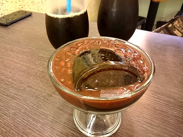 政寶仙草豆花 - 天然健康食材,清涼降火的仙草茶,炎熱的夏天一定要來一杯清肝降火啊~【愛評口碑券10】@新北市新莊