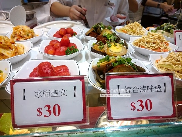 功夫老爹好麵集 - 南北各地知名的麵食來這裡一次嘗遍,湯濃好喝,蛤蠣好大顆@忠孝Sogo美食街 捷運忠孝復興站【愛評口碑券08】