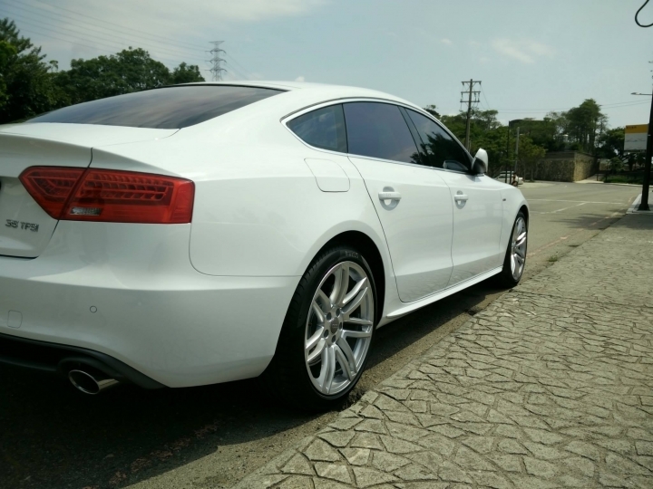開箱-冰川白 A5 Sportback 內外 S line