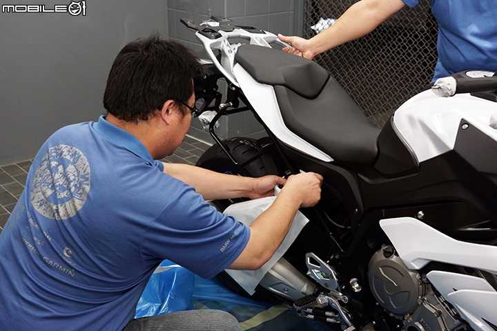 混血多功能車抵台!BMW S1000XR 全台最速開箱!
