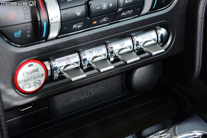 不要溫馴走入那良夜 Ford Mustang 2.3 EcoBoost