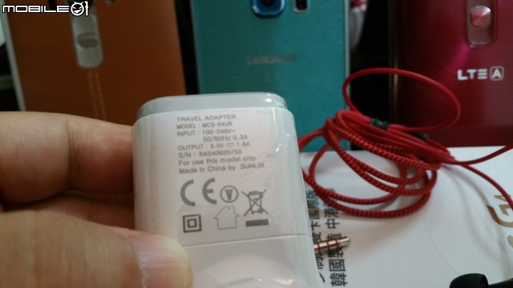 LG G4 Dual-LTE 雙卡版 真皮經典棕 開箱~~(8/13官方更新可系統切換4G上網--雙4G!)